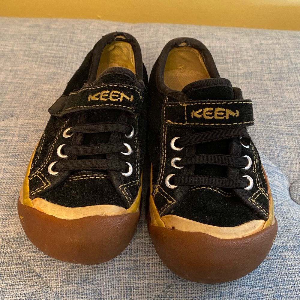 Keen toddler sneakers for girls or boys